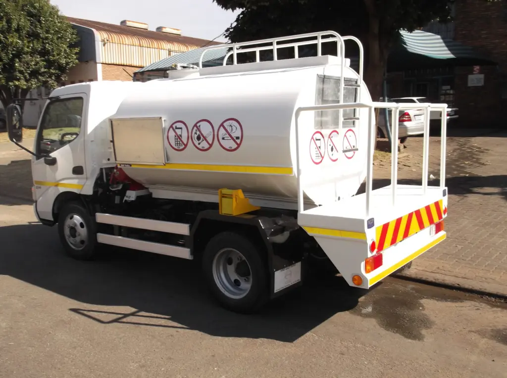 Tankers built by M&P Bodies, Alberton