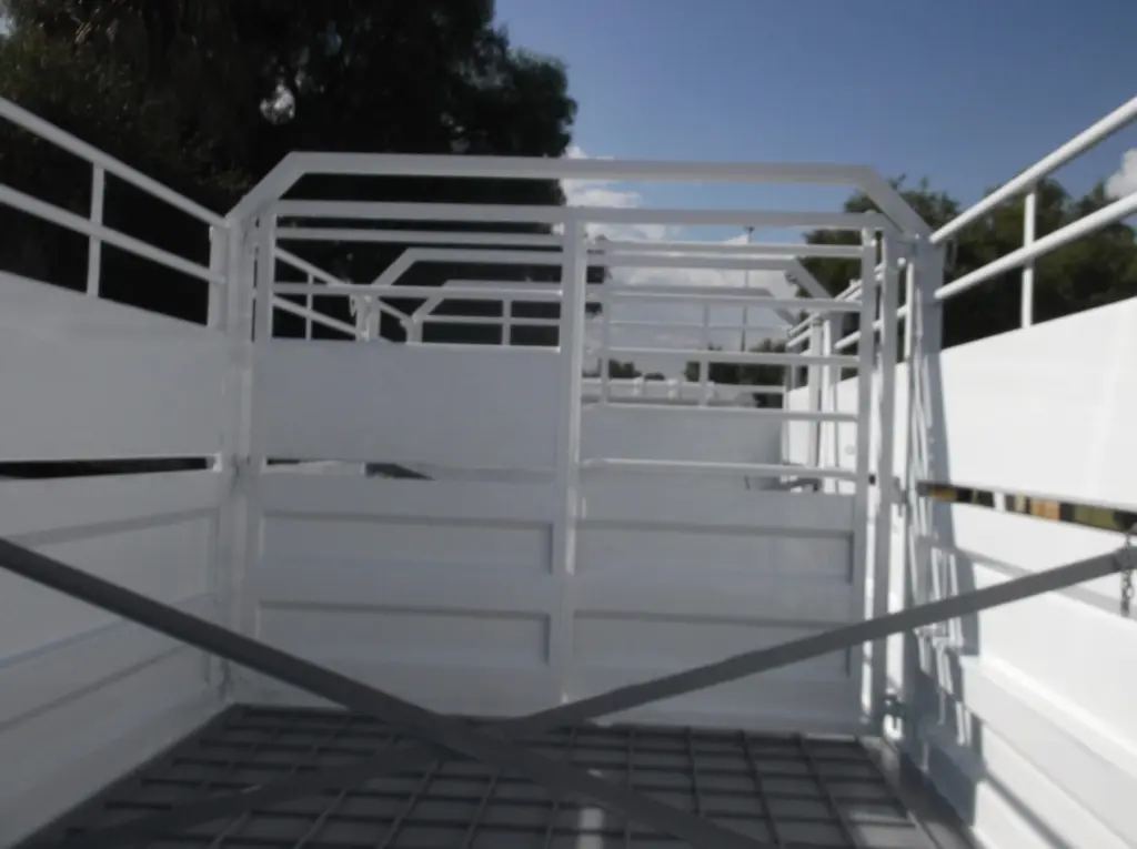 Cattle Body built by M&P Bodies, Alberton