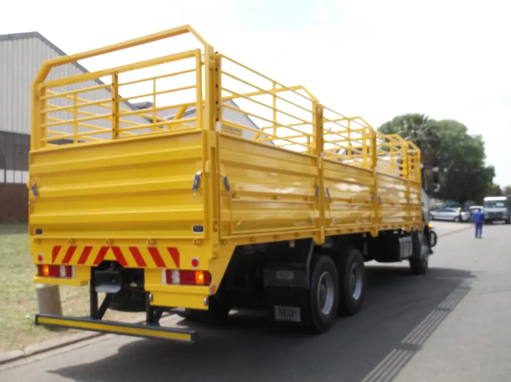 Cattle Body built by M&P Bodies, Alberton