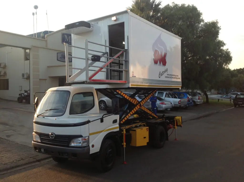 Aircraft Cabin Loaders built by M&P Bodies, Alberton